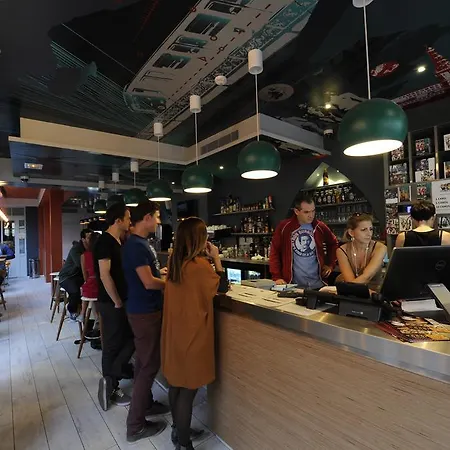 The 3 Ducks Eiffel Tower By Hiphophostels