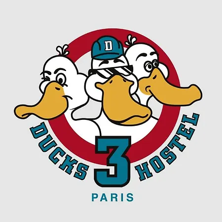Vandrerhjem The 3 Ducks Eiffel Tower By Hiphophostels *