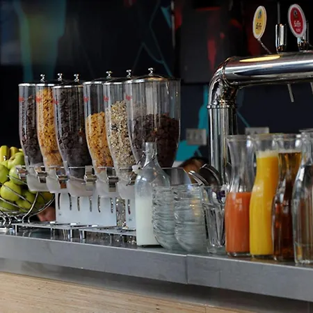 The 3 Ducks Eiffel Tower By Hiphophostels *